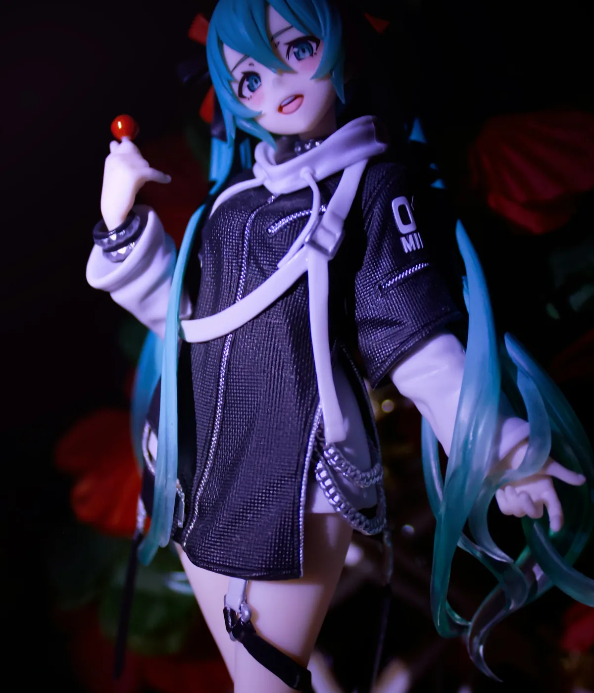 Détails sculpture figurine Dabi